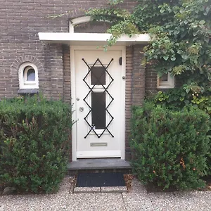 https://bed-bye-schiphol.ihotelsrotterdam.com