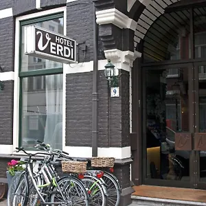 ** Hotel Verdi Holandia
